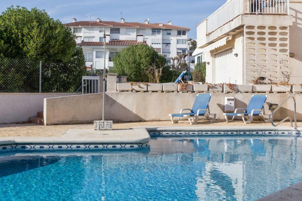 Casa Balmins Sitges Bed & Breakfast Bagian luar foto